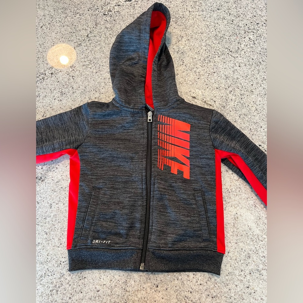 Nike Jacket - Picture 2 of 5